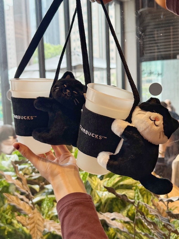 星巴克全新黑白貓咪飲料提袋必收！