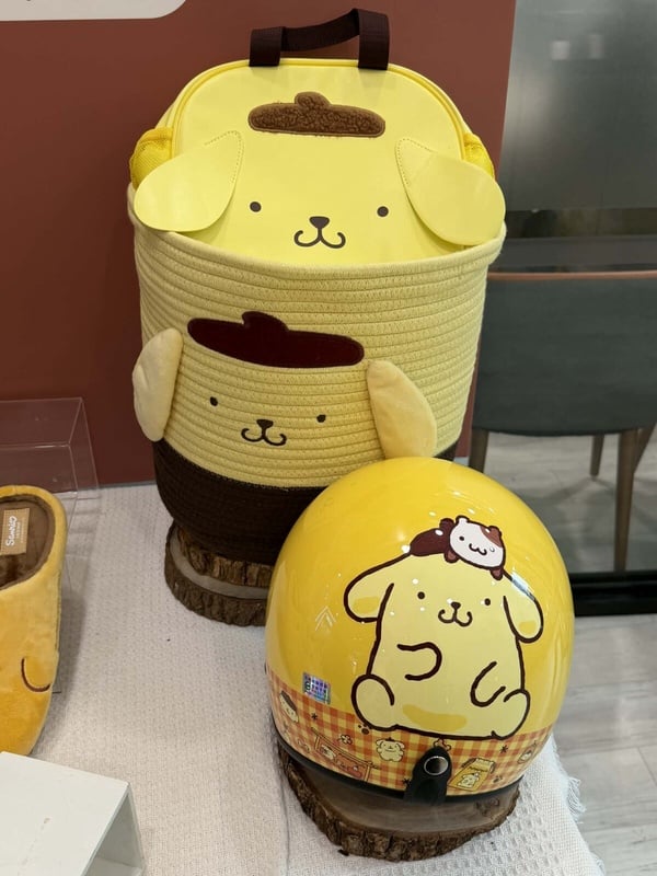 7-11「布丁狗30周年」集點！布丁狗吊飾隨身鏡、造型馬克杯吊飾組、文具組等29款一次看