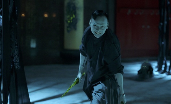Netflix《乩身》7個有趣幕後秘密！柯震東認這一幕全劇最可怕，還把郭子乾打到爆血！