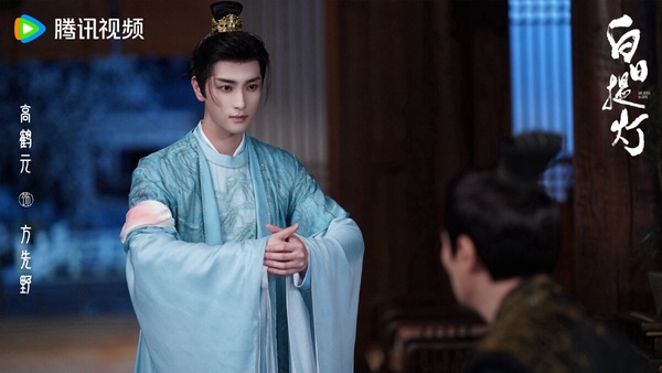 《白日提燈》7位演員介紹！迪麗熱巴曾是舞蹈演員、魏哲鳴待過男團、陳飛宇是星二代