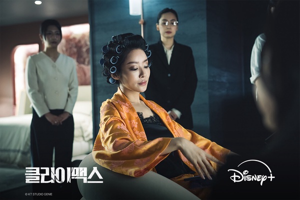 4月韓劇演員話題度TOP10！《21世紀大君夫人》IU、邊佑錫強勢霸榜，朱智勛第5贏河智苑