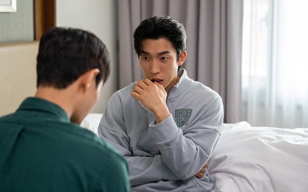 4月韓劇演員話題度TOP10！《21世紀大君夫人》IU、邊佑錫強勢霸榜，朱智勛第5贏河智苑