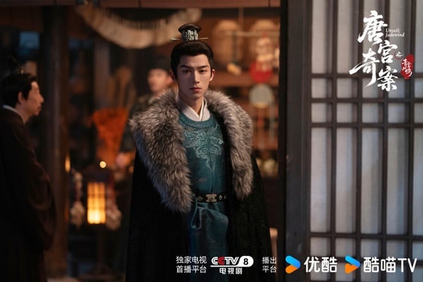 白鹿《唐宮奇案之青霧風鳴》是第一季的熱門古裝劇，雖然沒有《逐玉》那樣現象級大火，但也播得不錯。《唐宮奇案》是懸疑探案劇，講述上元佳節，寧遠公主在夜宴上離奇身亡，福昌縣主李佩儀和太史局太史丞蕭懷瑾奉命調查。兩人默契配合探案，隨後兩人又攜手破獲了一系列「宮闈秘史」，詭異奇案接踵而至。