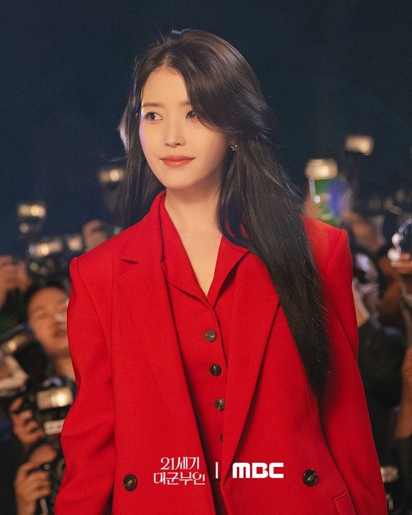 《21世紀大君夫人》IU演財閥挨轟？最適合演白富美韓劇女星TOP8！這位家世比劇本更驚人