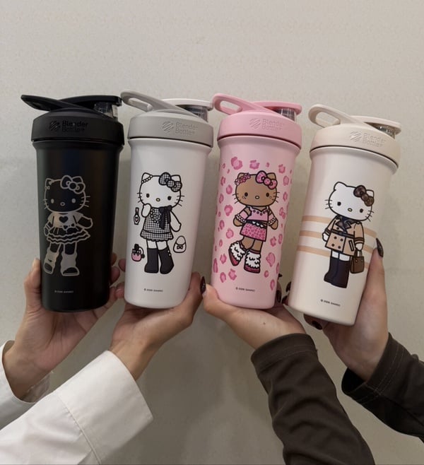 辣妹駕到！7-11「長腿KITTY」集點：70cm絨毛玩偶、絨毛吊飾盲盒、飲料杯套等55款看這