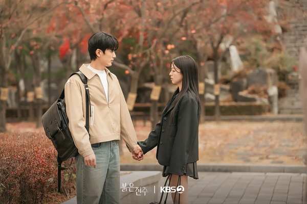 不只《21世紀大君夫人》必追！4月觀眾最愛韓劇TOP7！《神與律師事務所》第2，冠軍是它