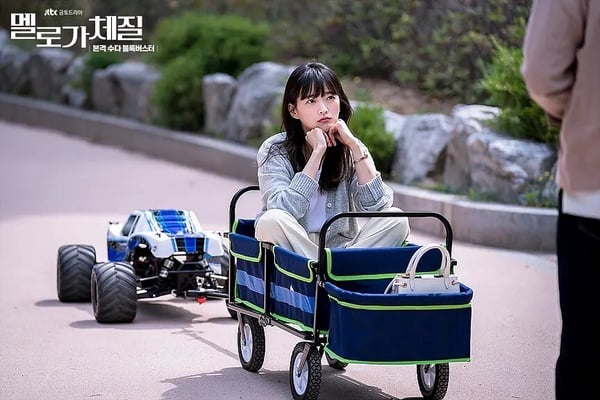 6部「容易被勸退」但超好看Netflix韓劇！《努力克服自卑的我們》必追，這部錯過會後悔