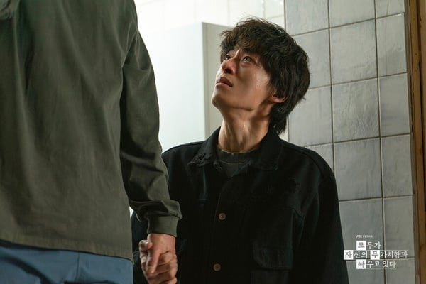 網議「原劇名更好聽」的韓劇：《努力克服自卑的我們》《愛情怎麼翻譯》直翻更符合劇情