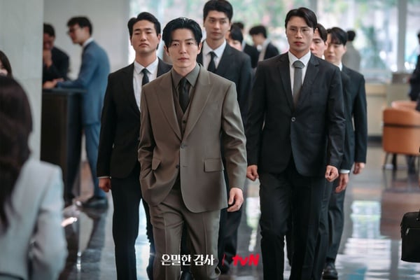 申惠善《秘戀稽核中》收視開紅盤！網評5大必追理由：演員演技無懈可擊、台詞淺顯易懂