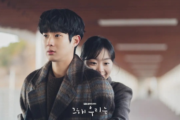 IU《21世紀大君夫人》不如預期？6部「好看到不想棄劇」Netflix韓劇！這部9.7分零負評