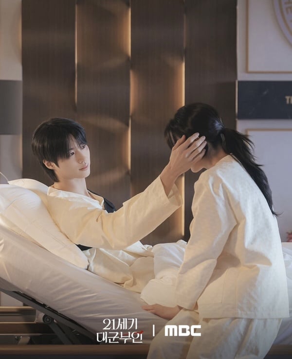 韓媒評價《21世紀大君夫人》無法超越《宮》的原因