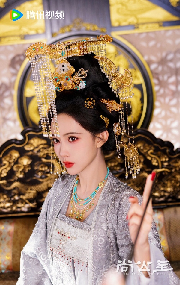 網評陸劇95後「最強流量花」TOP5！《逐玉》田曦薇第二，虞書欣第三，冠軍確實難以超越