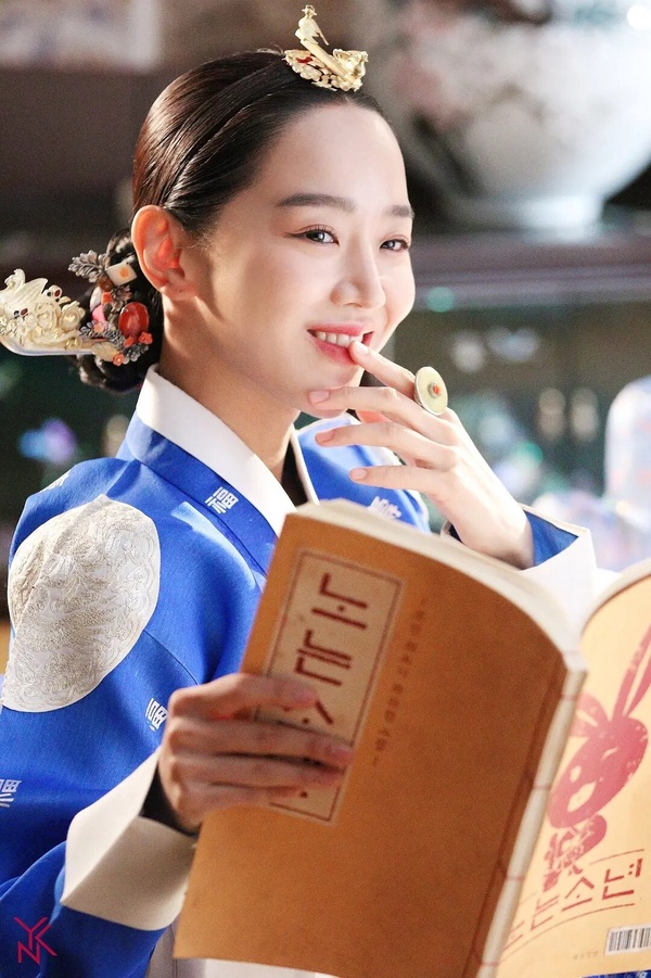 《21世紀大君夫人》IU演技惹議?6位「很會演愛情喜劇」韓劇女星！這位愛情劇女王沒雷過