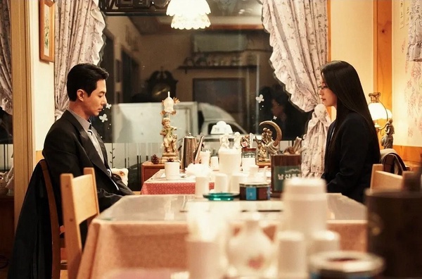 不像《21世紀大君夫人》！10部「一出手就是神劇」新人編劇韓劇！這部9.3分一追就上癮