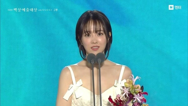 《韓國製造》玄彬百想62封帝！甜告白孫藝珍母子：「愛你們！」老婆孫藝珍秒拿手機狂拍