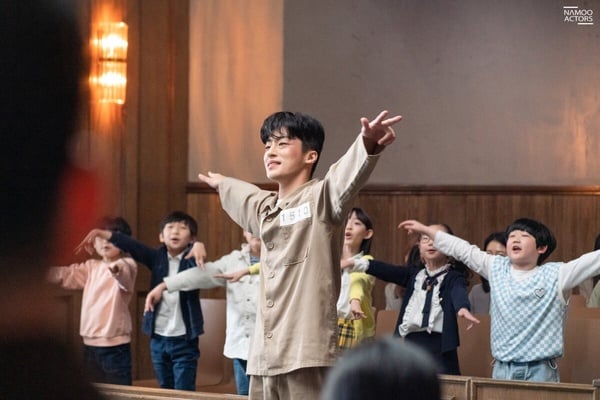 《努力克服自卑的我們》具教煥10件事：與導演女友愛情長跑13年，和丁海寅是圈內好友！