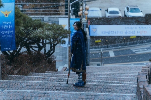 《我的王室死對頭》開播好評狂飆！8部「集就上癮」Netflix韓劇！這部確實欲罷不能