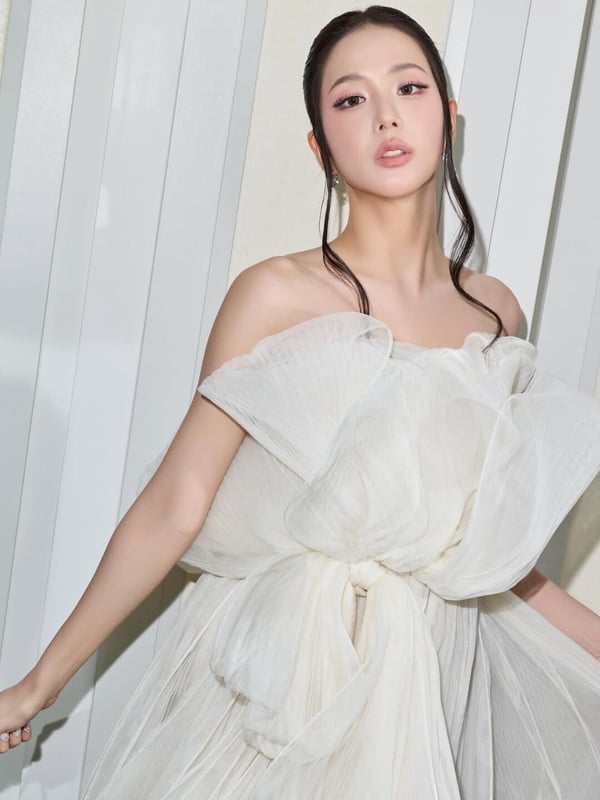 外網票選最美韓劇女星TOP10!《21世紀大君夫人》IU第5《訂閱男友》Jisoo第3,冠軍是真美