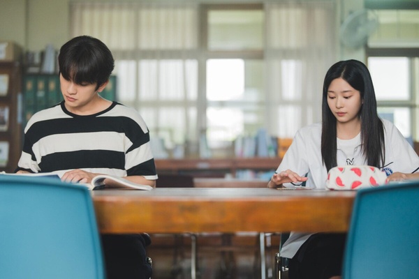 學生時代越乖的人，進入職場後反而更容易內耗？6點揭開「乖孩子」的職場困境