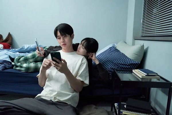 《21世紀大君夫人》演員近況！IU&amp;邊佑錫雙雙道歉，孔升妍二搭崔宇植，他改搭韓韶禧