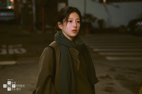 5月「韓劇話題度」TOP10：《我的王室死對頭》第4、《奪命許願》第7輸《努力克服自卑》