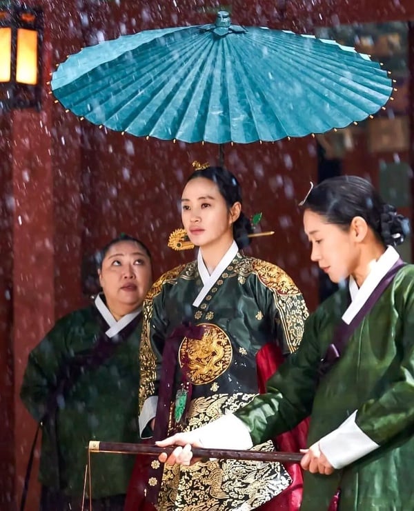 不只《21世紀大君夫人》被罵爆！7部陷入歷史爭議的韓劇！這部播2集被腰斬，慘賠320億