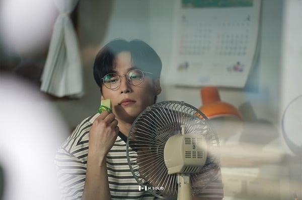 《我的王室死對頭》許楠儁10件事：有雙胞胎弟弟、私下超E，「演戲」竟是退而求其次？