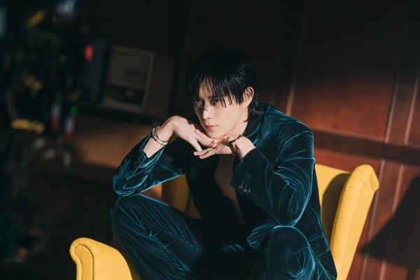 要像「追星」一樣愛自己——為自己花錢、應援、吹彩虹屁，允許自己有「不營業」的日子