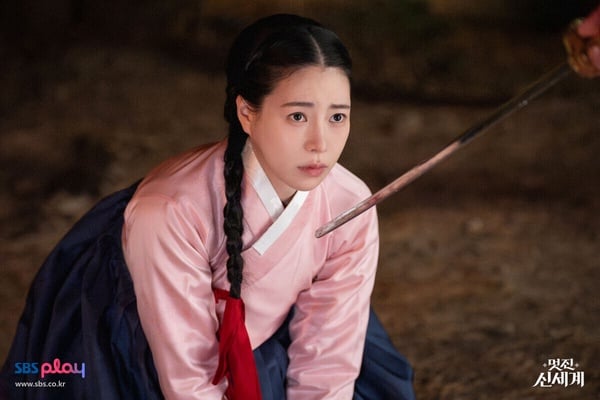 Threads熱議「一追停不下來」Netflix好劇！《我的王室死對頭》必追，這部是燒腦神劇！