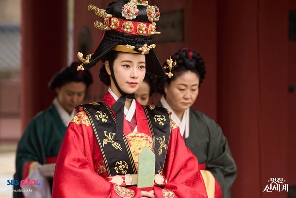 6月「韓劇演員」話題度TOP10：林智妍、許楠儁憑《我的王室死對頭》超越朴志訓奪冠！