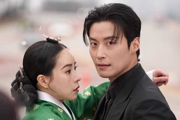 不輸《鐵拳教育》！Netflix最近好看的6部韓劇！《我的王室死對頭》必追，這部一生推！