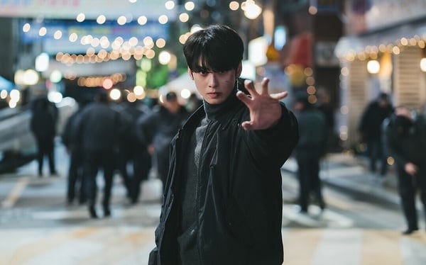 近期Line戲劇人氣排行TOP10！《耀眼》第6，《我的王室死對頭》第3，冠軍真的好看！