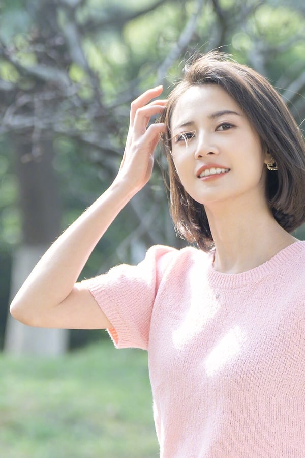 陳鈺琪是公認長得很美的90後女星，她的美帶有一點英氣，是小花裡少有的氣質，古裝扮相也很美。仔細看陳鈺琪真的長得很標誌，五官是很漂亮的，而且有辨識度。