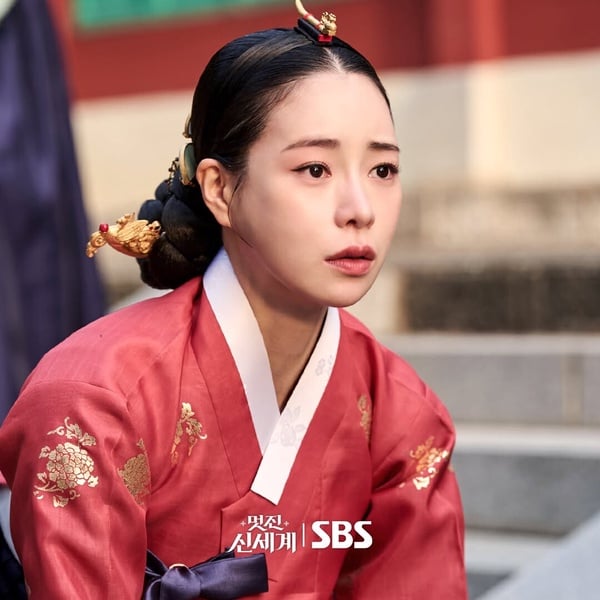 Netflix7部追了停不下來韓劇!《鐵拳教育》上癮度4顆星，《王室死對頭》3星，這部5顆星
