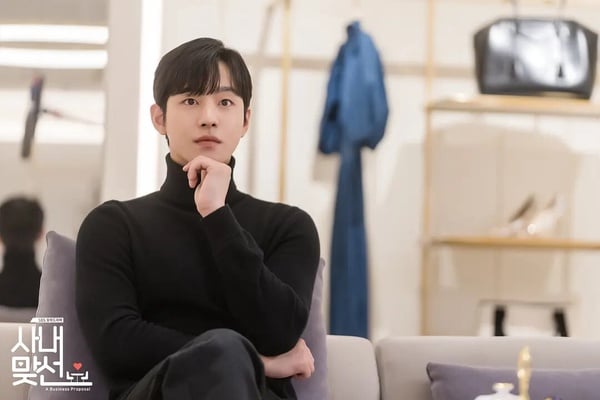《我的王室死對頭》比不過！韓劇10位「有顏有錢」經典財閥男主！第2位是永遠的天花板