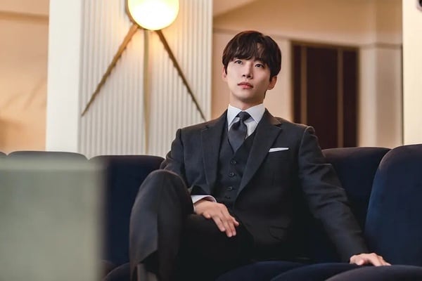 《我的王室死對頭》比不過！韓劇10位「有顏有錢」經典財閥男主！第2位是永遠的天花板