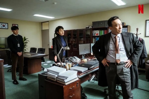端午連假必追10部Netflix超好看韓劇！《鐵拳教育》《王室死對頭》必追，這部確實上癮