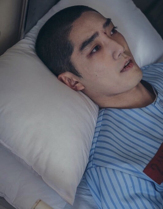 《鐵拳教育》沒大火但很會演配角！九雲高中混混是大帥哥，宇振媽媽連金希澈都看不下去