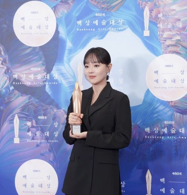 《鐵拳教育》沒大火但很會演配角！九雲高中混混是大帥哥，宇振媽媽連金希澈都看不下去