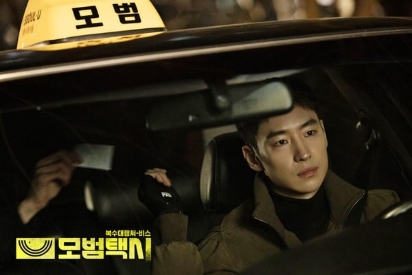 《鐵拳教育》超好看！6部「制裁型復仇」韓劇：《模範計程車》《來自地獄的法官》必追