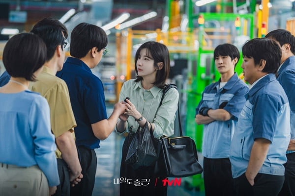 《明天上班見！》好看嗎？6大劇情＋角色介紹：徐仁國與朴智賢「辦公室戀情」曝光！