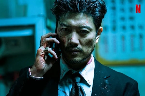 《以吾之名》以「臥底復仇」為故事主軸，劇情緊湊又引人入勝，將黑道題材展現得淋漓盡致，爆破、槍戰、飛車、裸露、性愛戲樣樣來，武打戲也堪稱電影等級，緊張氛圍營造得很到位，韓韶禧也完美駕馭了女打仔角色，演出收獲觀眾一致讚賞。