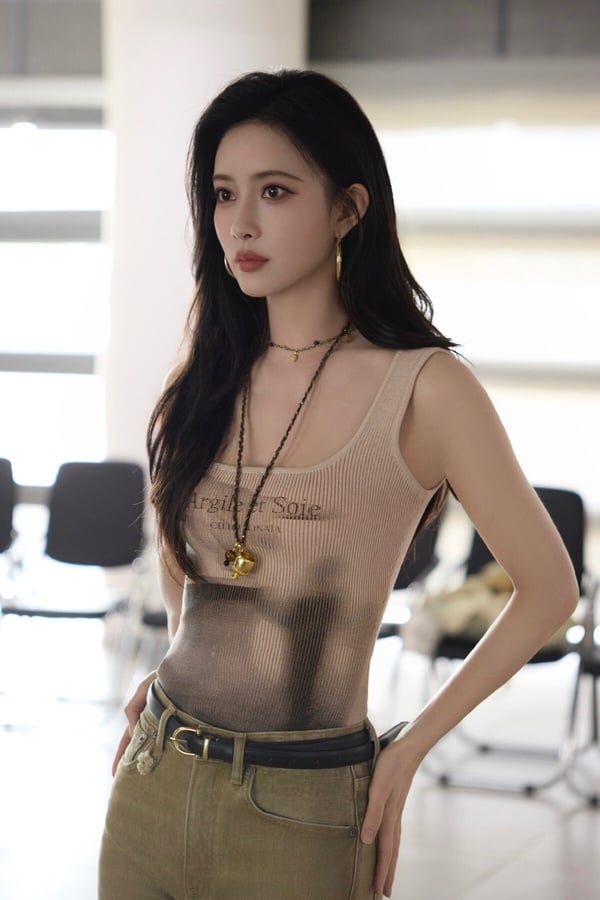 孟子義也是新生代公認的美女呢！孟子義的外型美豔成熟，她是濃顏系的美人，五官精緻，在鏡頭前非常能抓人眼球。