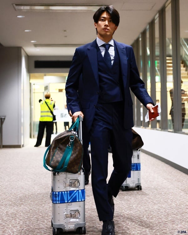 日本足球天菜中村敬斗的Ｎ件事！