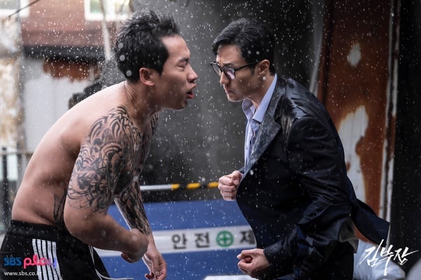 《金特務：本色回歸》好看嗎？6大劇情、角色介紹：蘇志燮鐵拳教育超狂，收視狂飆15.7%