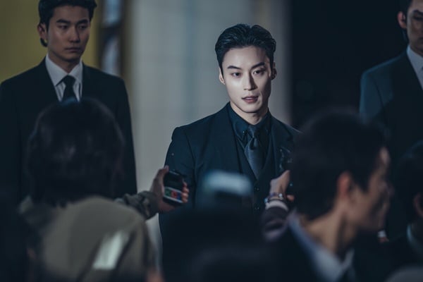 5部「因新劇再掀熱度」的舊作：《少年法庭》因《鐵拳教育》重回Netflix熱門人氣榜單！