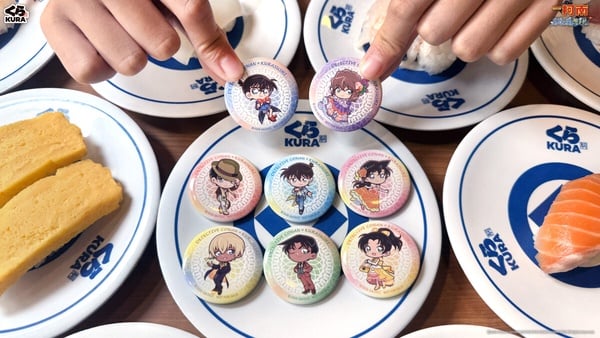 藏壽司Ｘ《名偵探柯南》 劇場版24款開扭！徽章、磁貼、掛飾登場，滿額再送角色杯墊