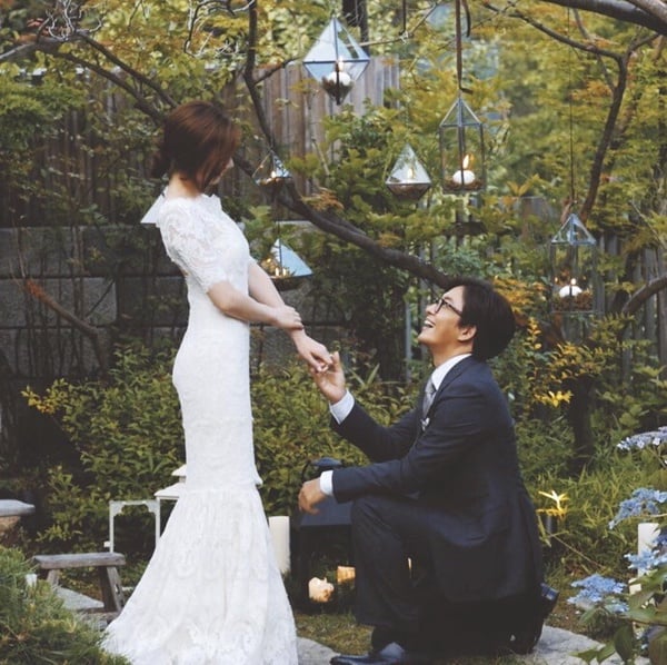 10位韓劇男神的漂亮老婆！《金特務》蘇志燮唯一認愛小17歲老婆，Rain曾被金泰希打槍！