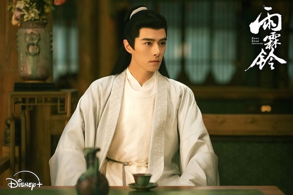 方逸倫近年幾乎演遍了古裝大劇的男二！像是《長歌行》裡的魏叔玉，還有《一念關山》于十三、《水龍吟》柳眼、《雨霖鈴》白玉堂、《玉骨遙》止淵，都是他！