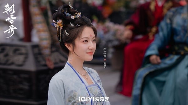 李蘭迪的演技是公認的好，早年她搭檔張新成主演了校園劇《你好，舊時光》，完美詮釋了書粉心中的余周周，該劇在豆瓣拿下8.6的超高分呢！近年李蘭迪推出的《星落凝成糖》、《流水迢迢》其實也都是好評劇。
